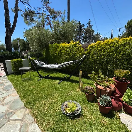 Spacious Seaside Maisonette, Trikorfo Beach, Gerakini, Chalkidiki