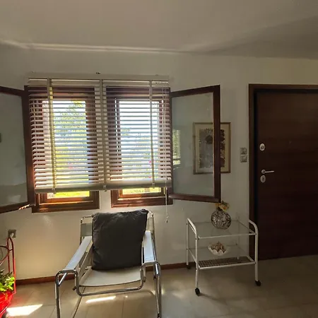 Spacious Seaside Maisonette, Trikorfo Beach, Gerakini, Chalkidiki Holiday home