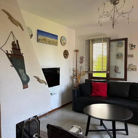 Holiday home Spacious Seaside Maisonette, Trikorfo Beach, Gerakini, Chalkidiki *