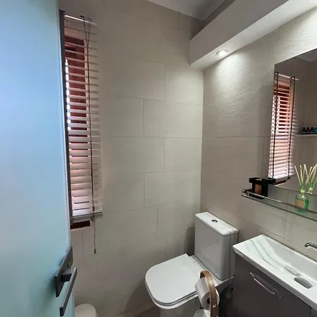 Spacious Seaside Maisonette, Trikorfo Beach, Gerakini, Chalkidiki *