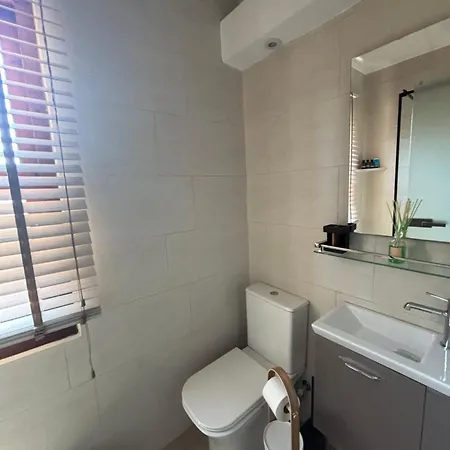 Spacious Seaside Maisonette, Trikorfo Beach, Gerakini, Chalkidiki Nyaraló