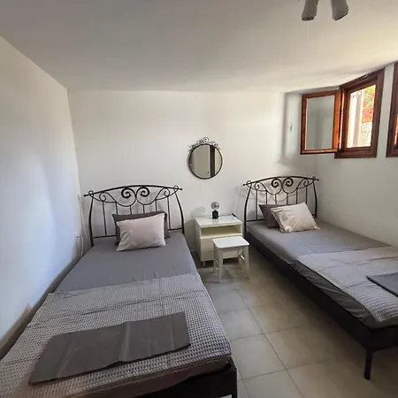Holiday home Spacious Seaside Maisonette, Trikorfo Beach, Gerakini, Chalkidiki